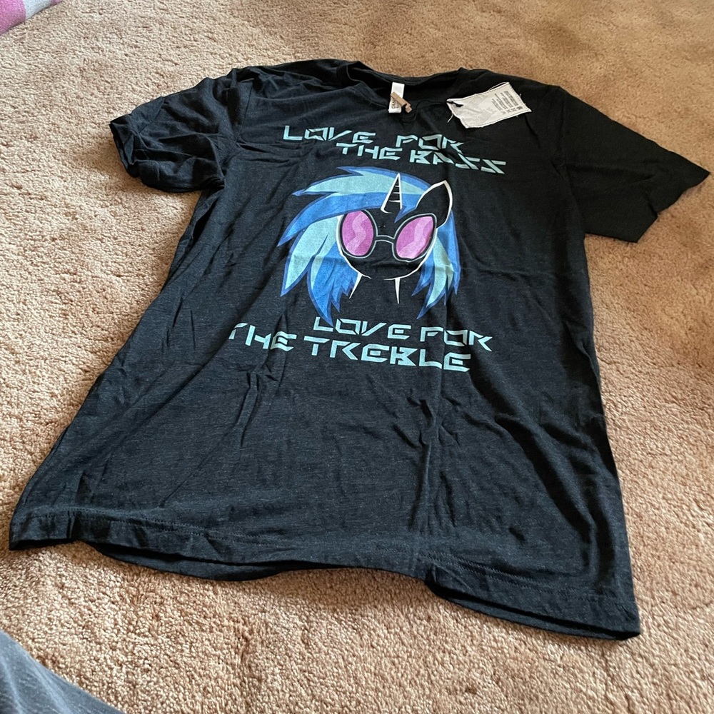 My Little Pony Vinyl Scratch Red Bubble men’s T-shirt